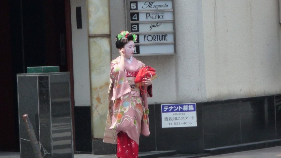 Au Japon, il y a… des geishas